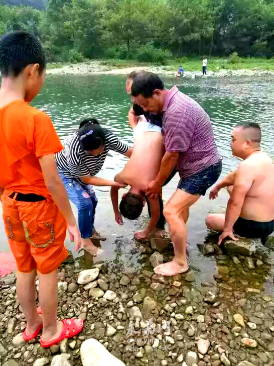 6月25日,桥下镇西溪下村的溪滩里发生一起小男孩游泳溺水事件,幸亏